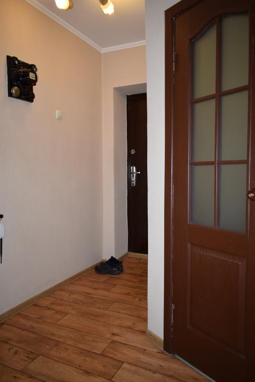 Apartment On Vasylya Chervoniya 67 Rivne Exterior photo