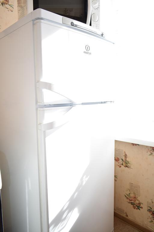Apartment On Vasylya Chervoniya 67 Rivne Exterior photo